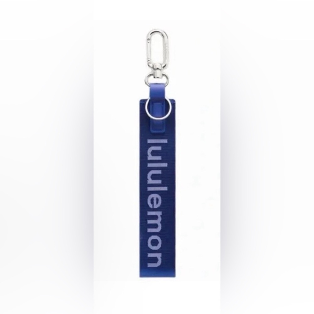 Lululemon Athletica Neverlost Keychain Riverside Blue